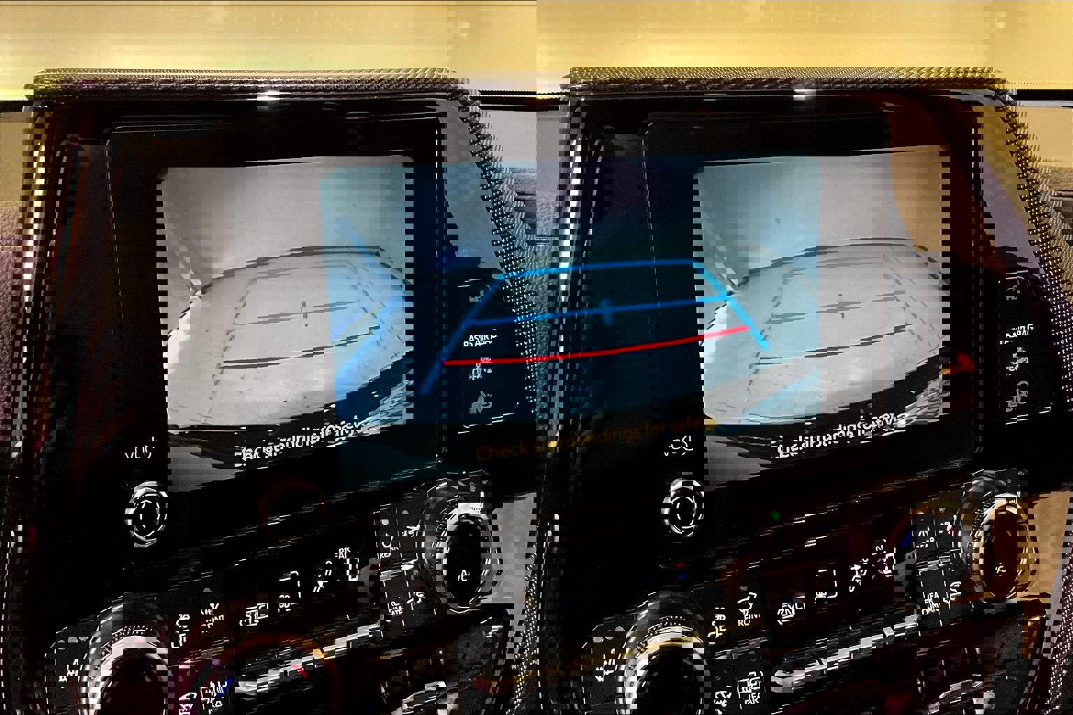 Used 2025 Toyota Highlander XSE image 14