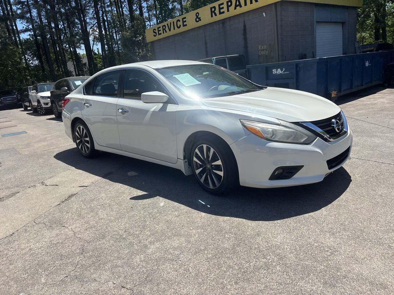 Used 2017 Nissan Altima 2.5 SV FWD image 7