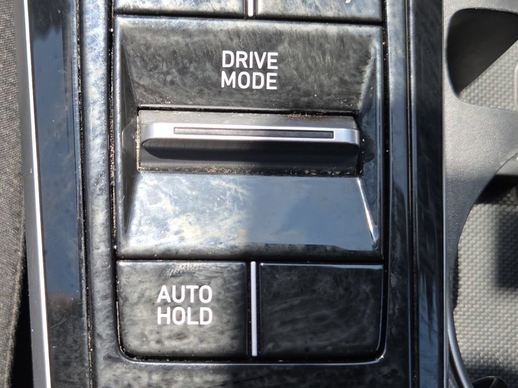 Used 2023 Hyundai Sonata SE FWD image 8