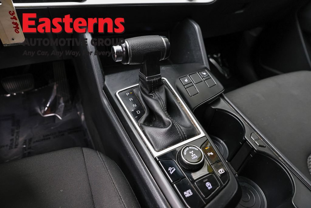 Used 2024 Kia Sportage LX AWD/4WD image 12