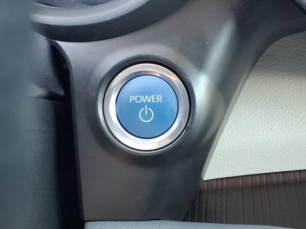Used 2024 Toyota Sienna LE FWD image 13