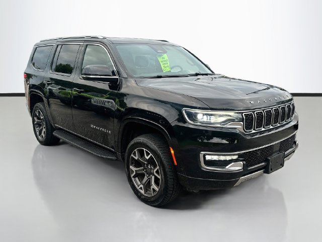 Used 2024 Jeep Wagoneer Series III AWD/4WD image 2