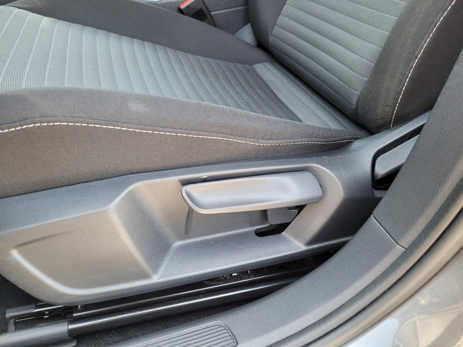 Used 2025 Volkswagen Jetta S FWD image 11