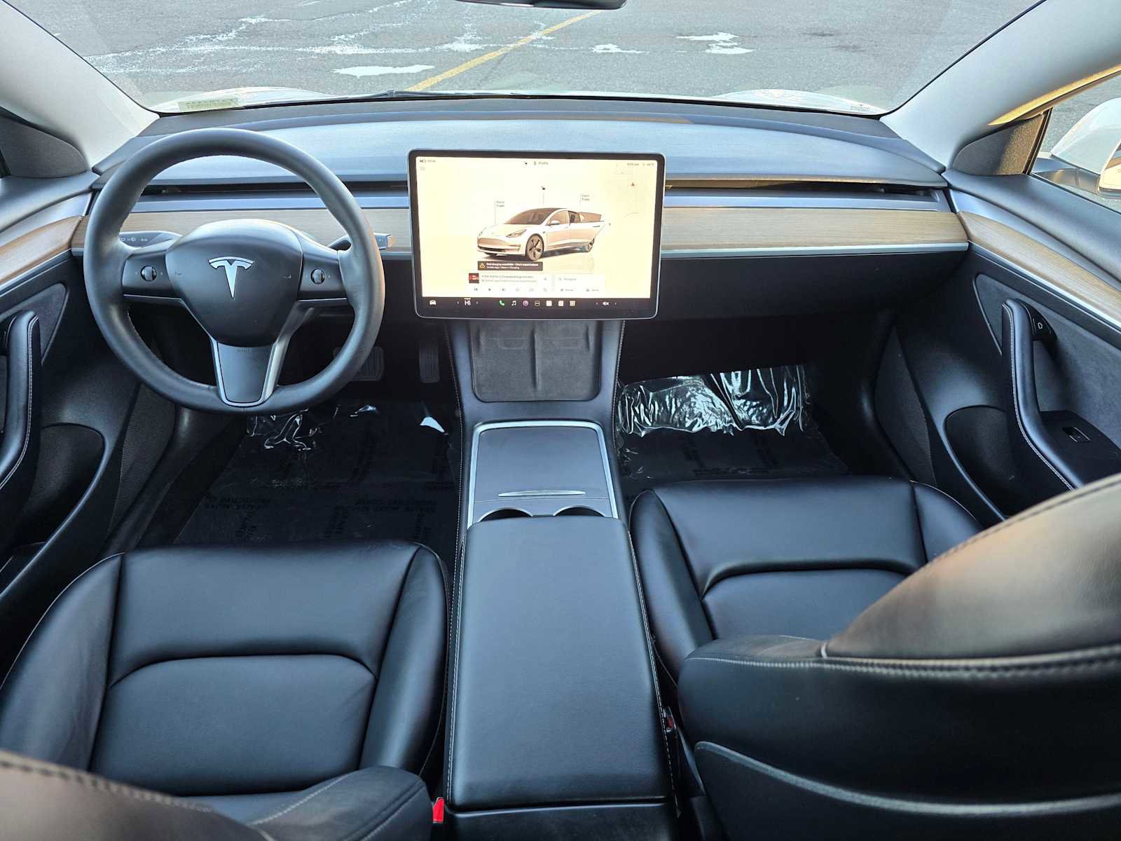 Used 2023 Tesla Model 3 Standard Range image 18