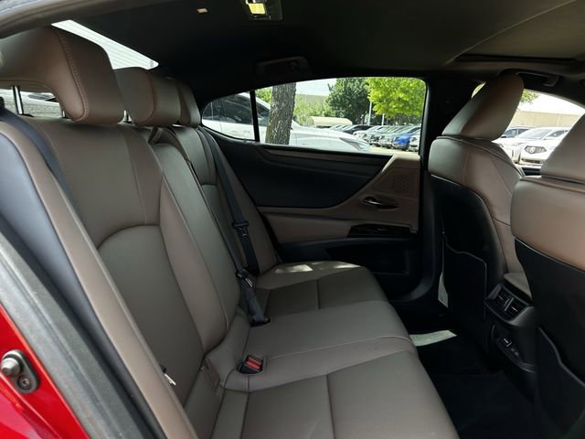 Used 2023 Lexus ES 350 w/ Premium Package FWD image 31
