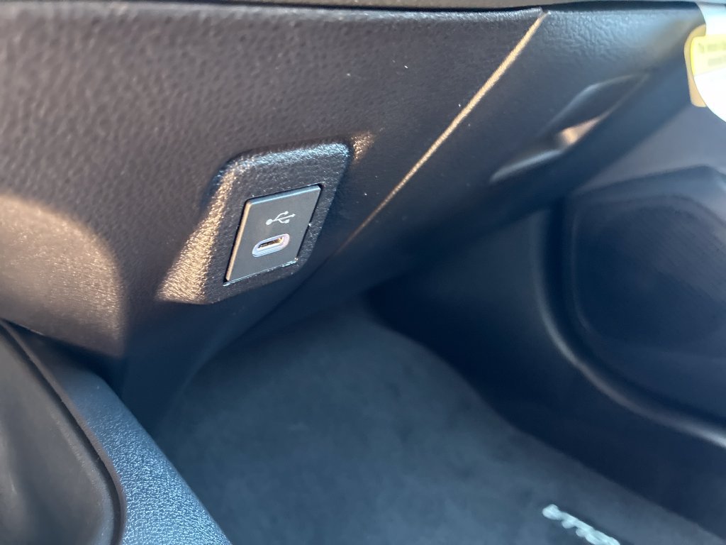 New 2027 Toyota Corolla SE FWD image 32