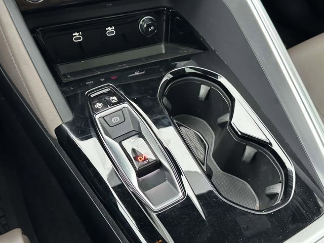 Certified 2025 Audi Q5 Premium Plus w/ Premium Plus image 32
