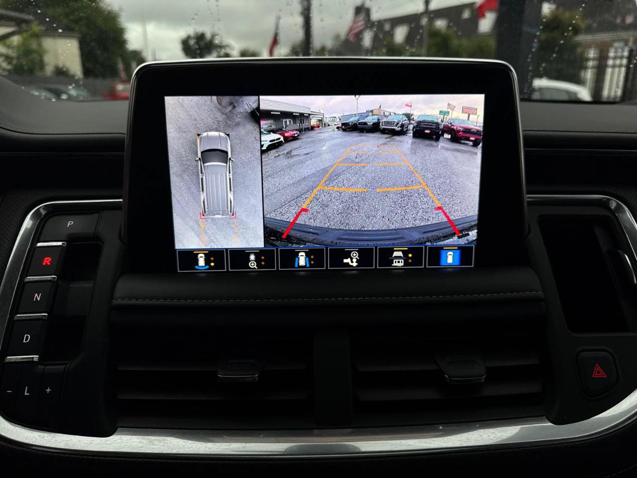 Used 2021 GMC Yukon SLT w/ SLT Luxury Plus Package RWD image 18