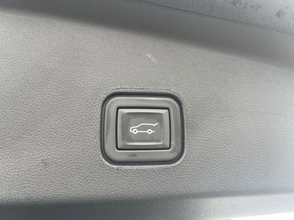 Certified 2024 Cadillac Lyriq Luxury w/ LPO, Floor Liner Package image 7