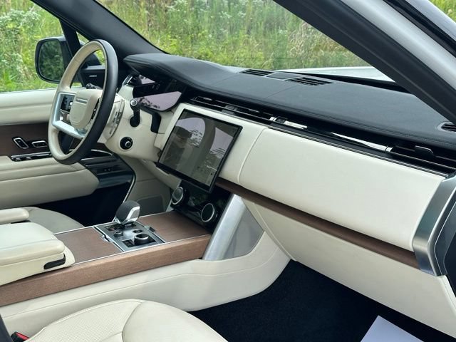 Certified 2023 Land Rover Range Rover SE AWD/4WD image 21