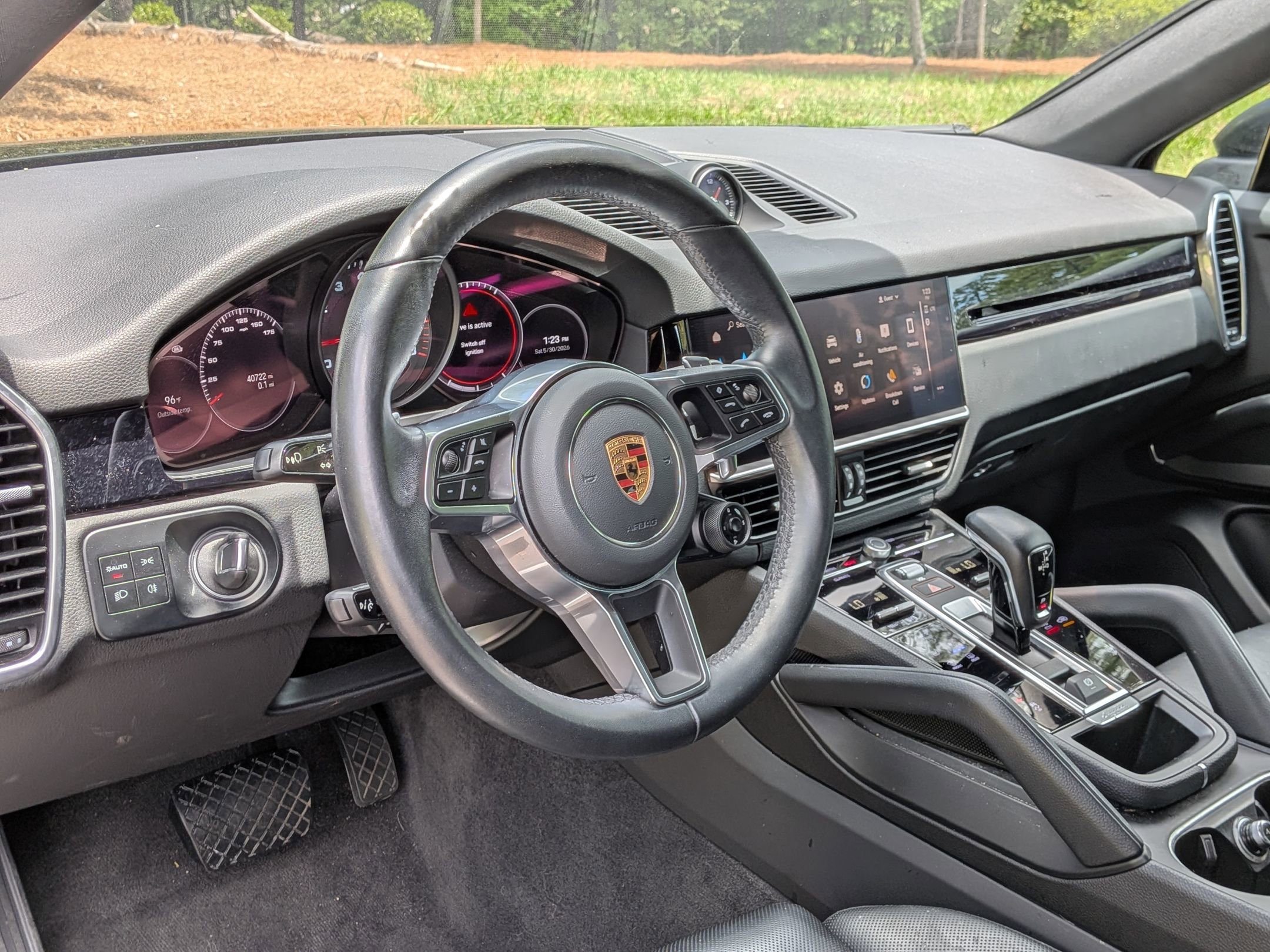 Certified 2023 Porsche Cayenne Platinum Edition AWD/4WD image 4