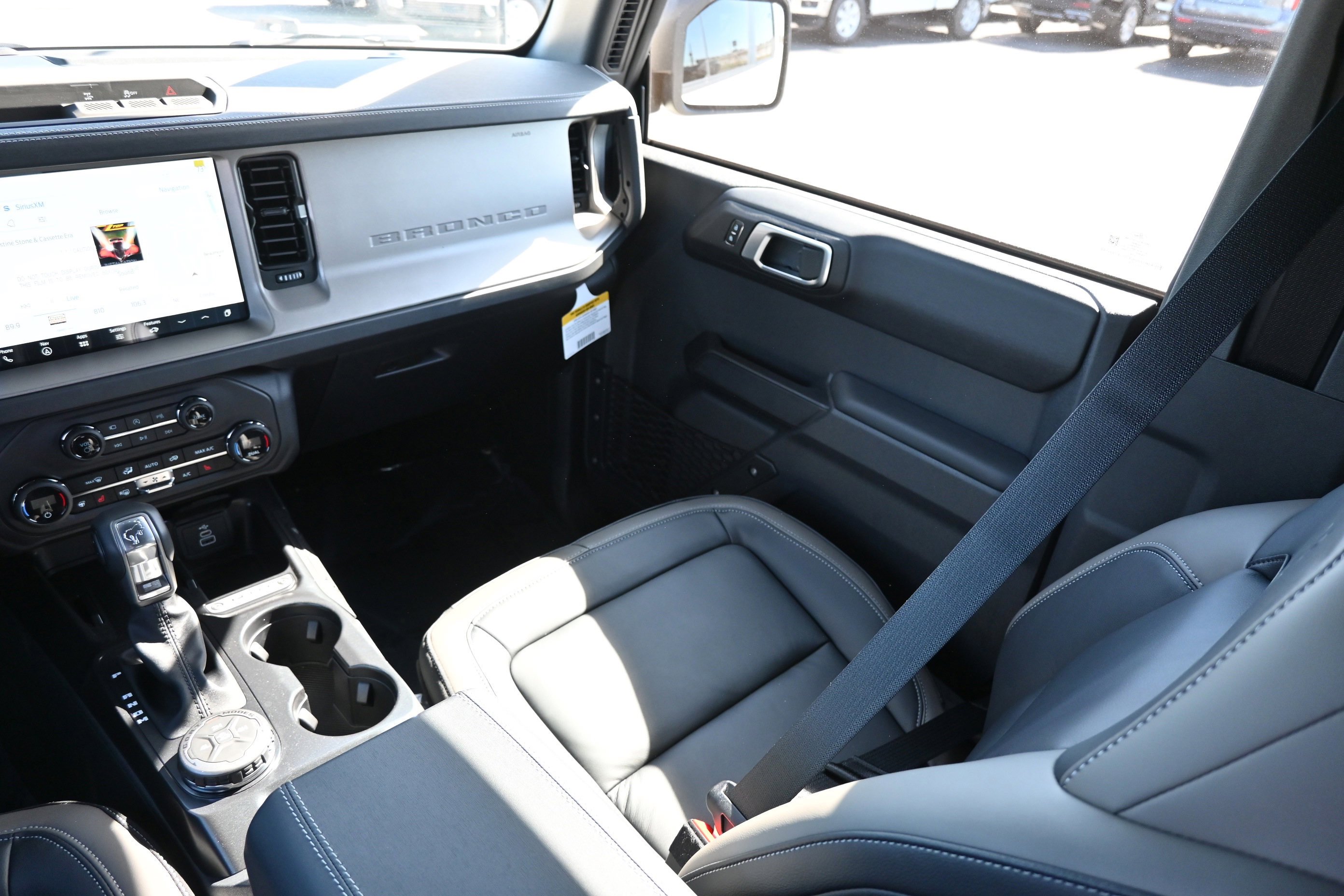 New 2026 Ford Bronco Outer Banks image 32