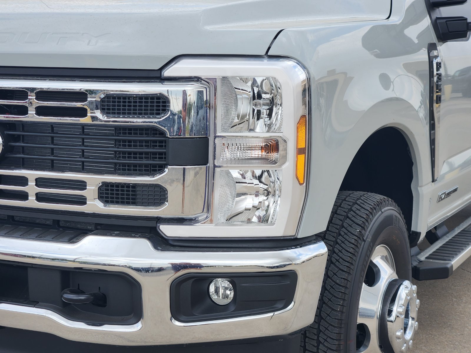 New 2026 Ford F350 XLT AWD/4WD image 10