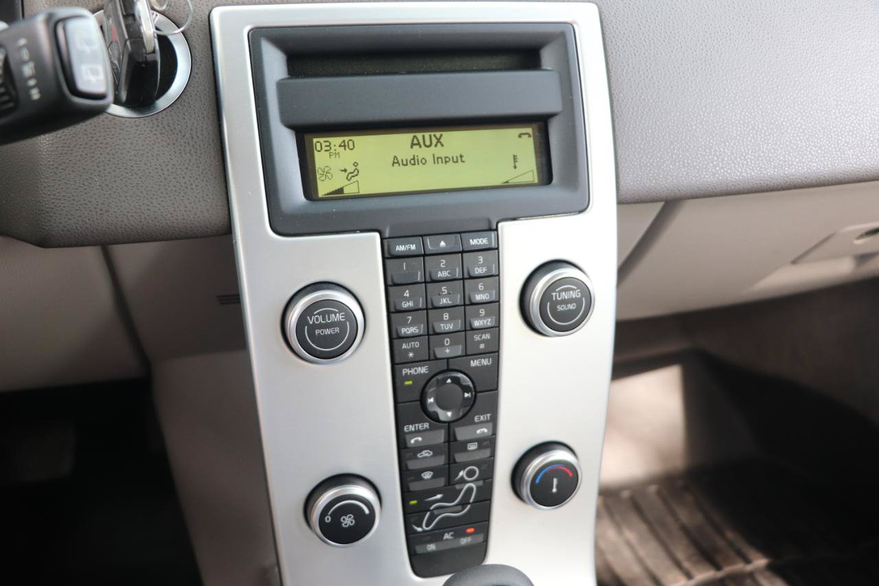 Used 2011 Volvo V50 T5 FWD image 19