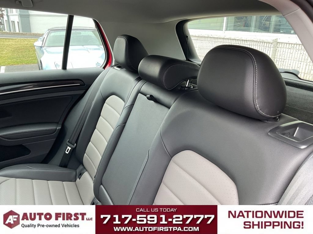 Used 2015 Volkswagen Golf TDI S FWD image 11