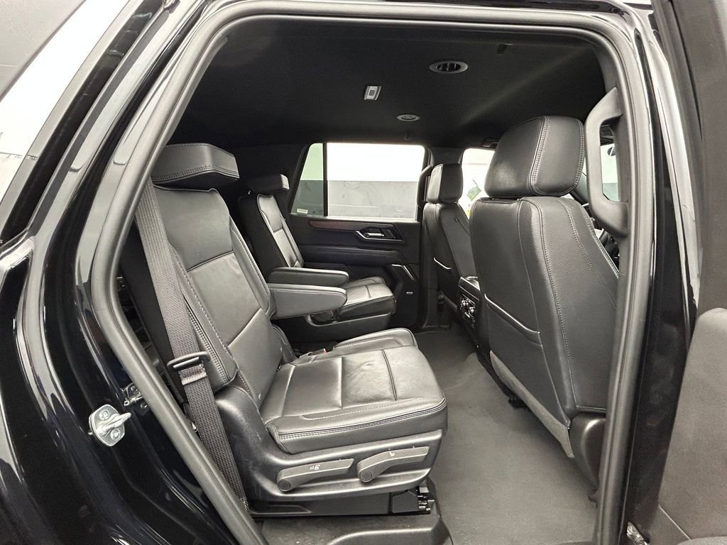 Used 2025 GMC Yukon Denali AWD/4WD image 53