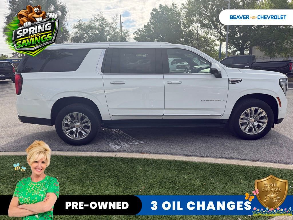 Used 2025 GMC Yukon XL Denali image 3