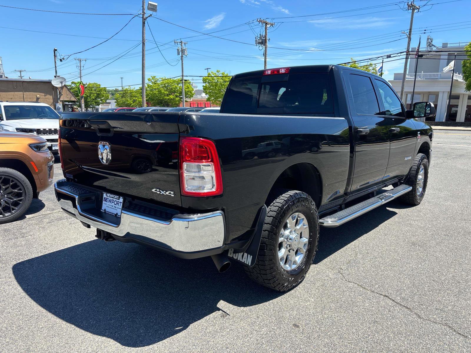 Used 2022 RAM 3500 Tradesman AWD/4WD image 3