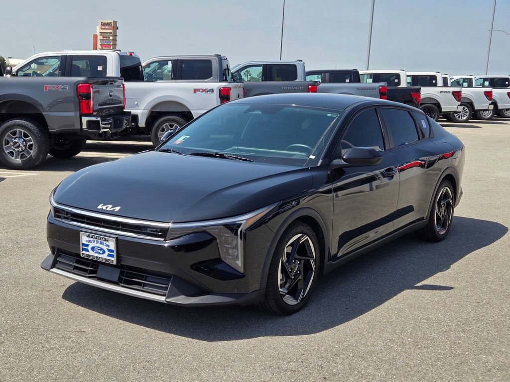 Used 2025 Kia K4 EX image 3