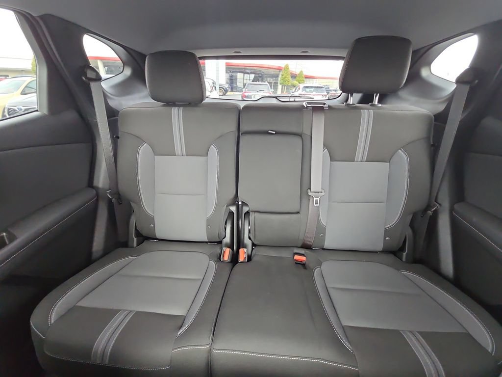 Used 2024 Chevrolet Blazer LT w/ Convenience Package FWD image 30