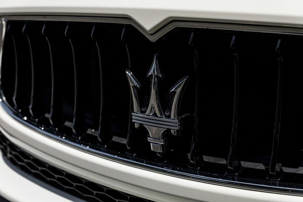 Used 2016 Maserati Ghibli image 42