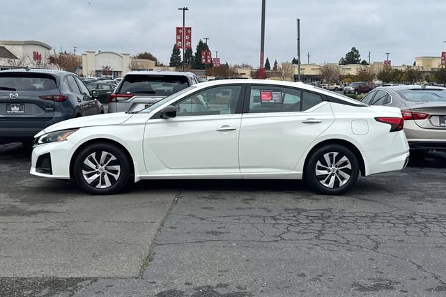 Used 2025 Nissan Altima 2.5 S image 7