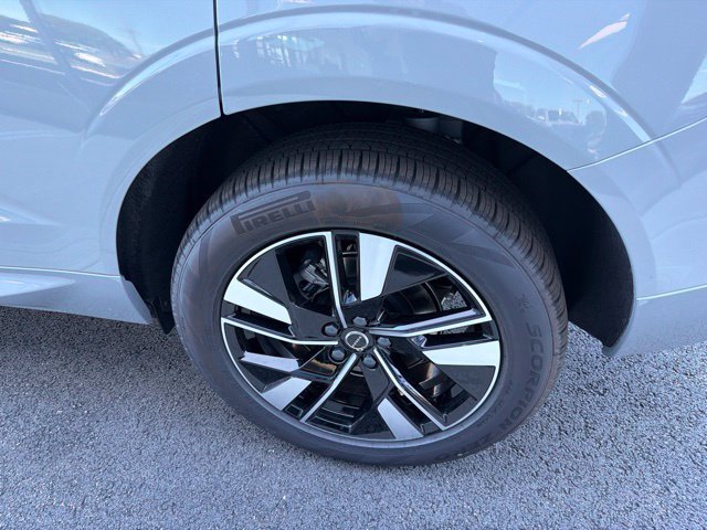 New 2027 Volvo XC60 B5 Core AWD/4WD image 6