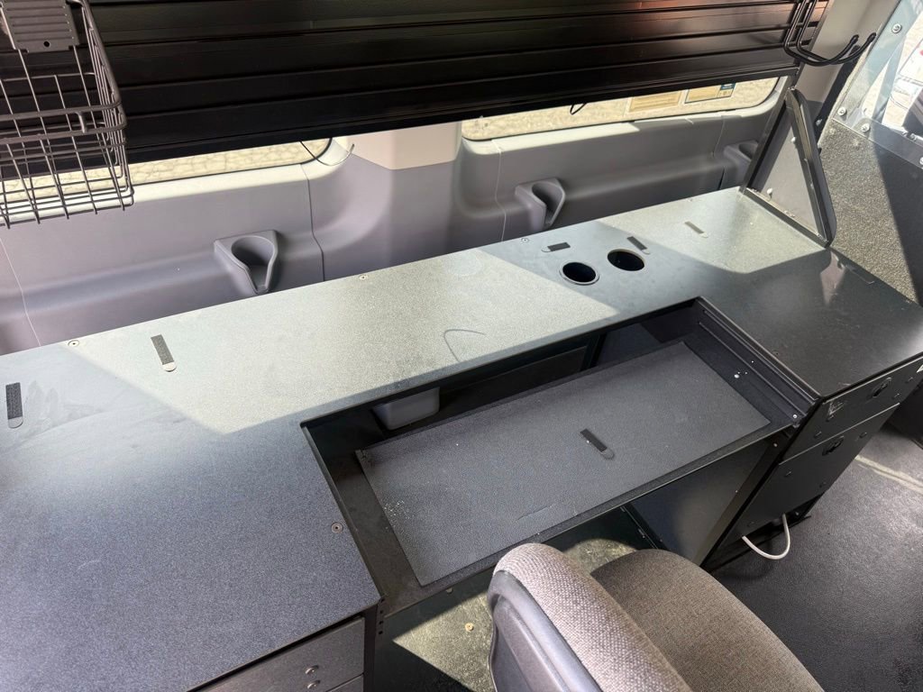 Used 2019 Ford Transit 150 XLT RWD image 40