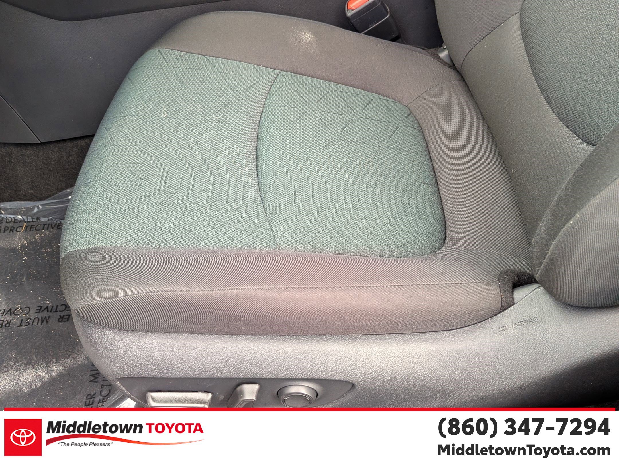 Certified 2025 Toyota RAV4 XLE AWD/4WD image 15