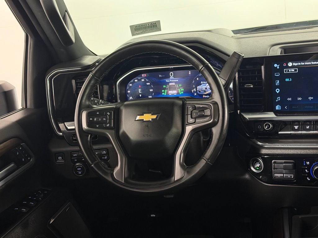 Used 2024 Chevrolet Silverado 3500 High Country w/ Technology Package AWD/4WD image 21
