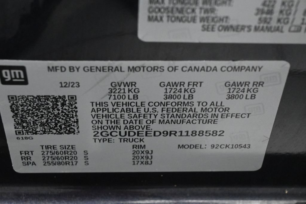 Used 2024 Chevrolet Silverado 1500 RST AWD/4WD image 19