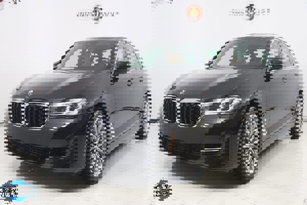 Used 2022 BMW 540i xDrive w/ M Sport Package image 5