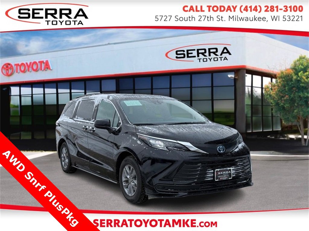Used 2025 Toyota Sienna LE