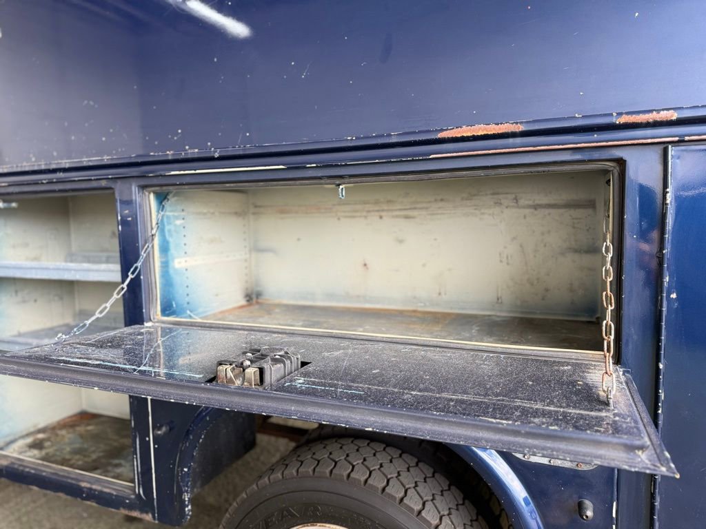 Used 2011 Ford F550 4x4 SuperCab Super Duty w/ PWR Equipment Group image 22