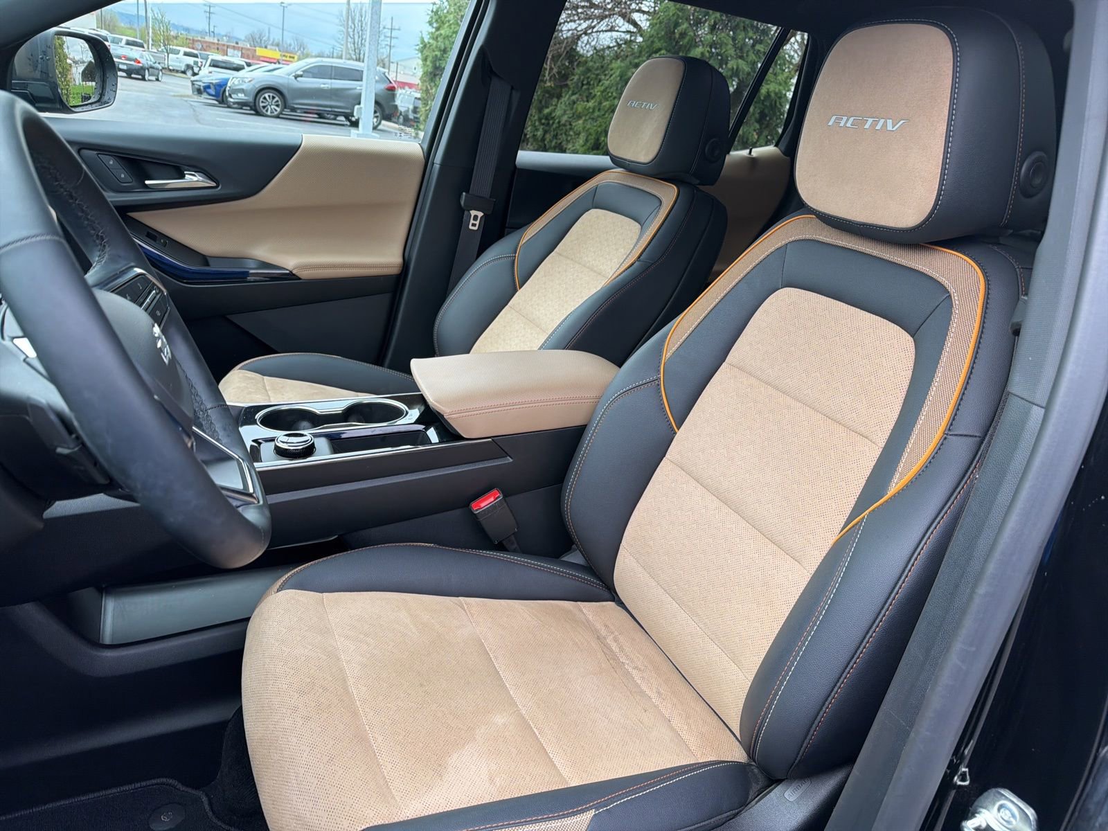 Used 2026 Chevrolet Equinox ACTIV image 23