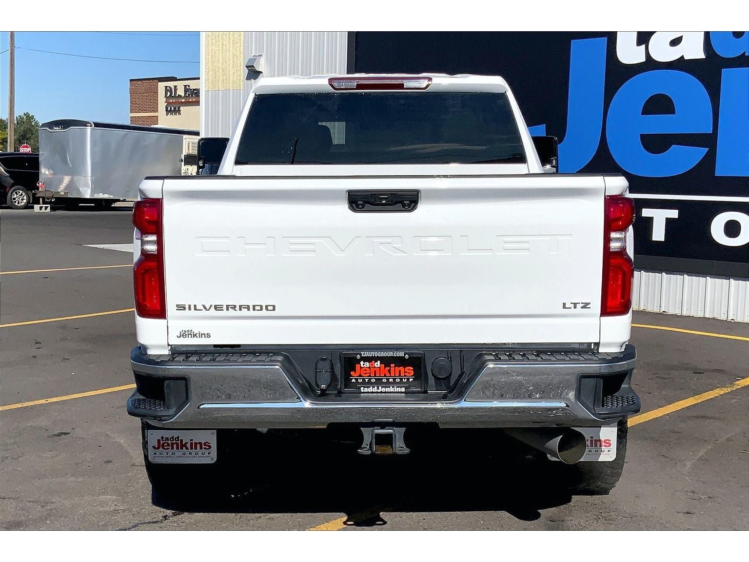 Used 2024 Chevrolet Silverado 3500 LTZ AWD/4WD image 4