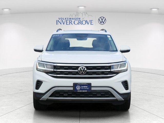 Certified 2023 Volkswagen Atlas SE w/ Panoramic Sunroof Package AWD/4WD image 2