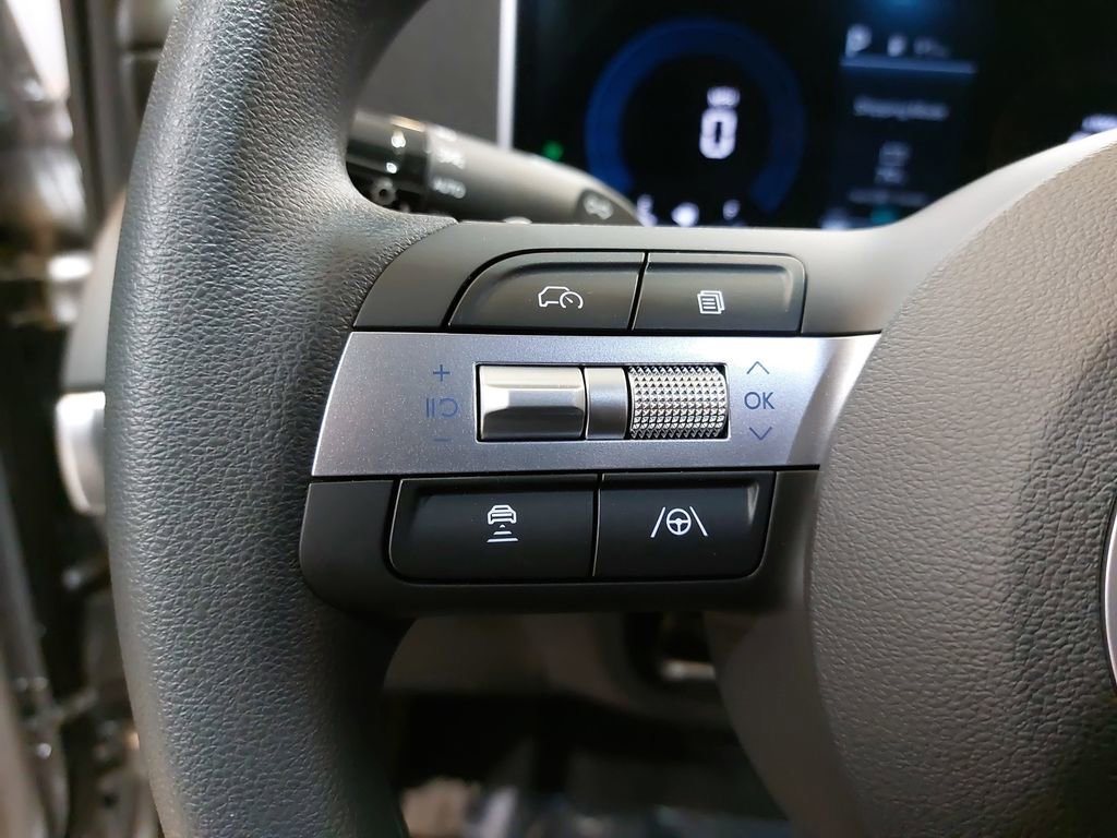 New 2026 Hyundai Tucson Blue SE image 17