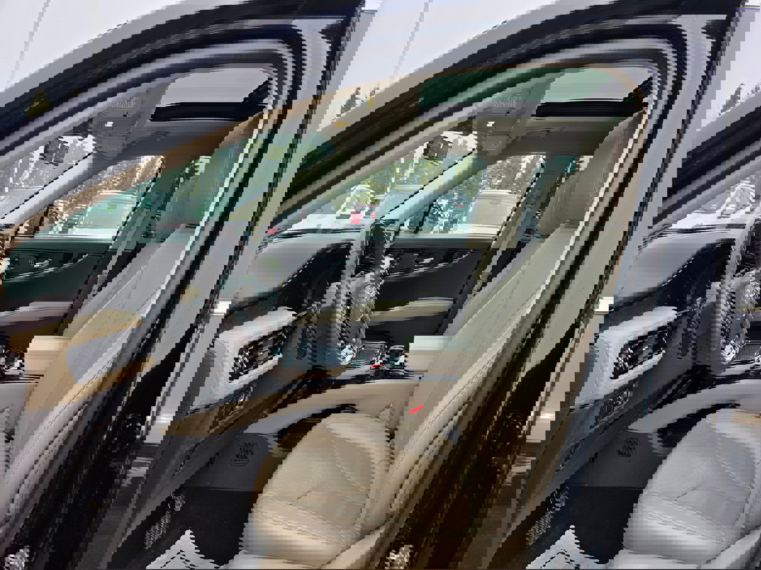 Used 2022 Lincoln Nautilus Reserve w/ Equipment Group 201A image 19