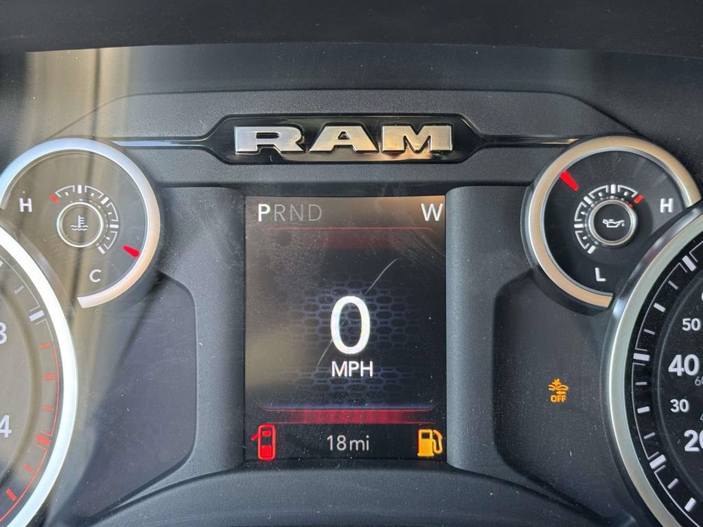 New 2026 RAM 2500 Big Horn AWD/4WD image 24