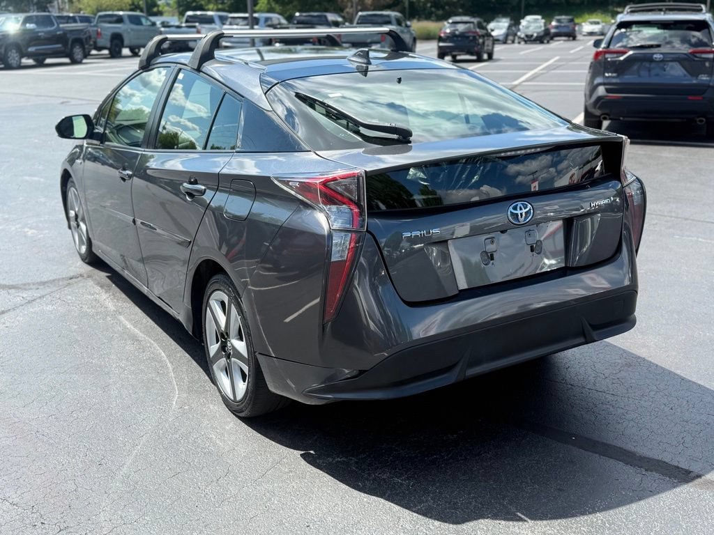 Certified 2016 Toyota Prius Three Touring FWD image 5