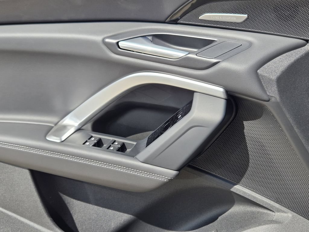 Certified 2025 Audi Q5 Premium Plus AWD/4WD image 27