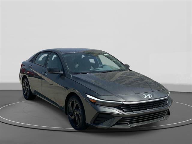 New 2026 Hyundai Elantra Sport FWD image 3
