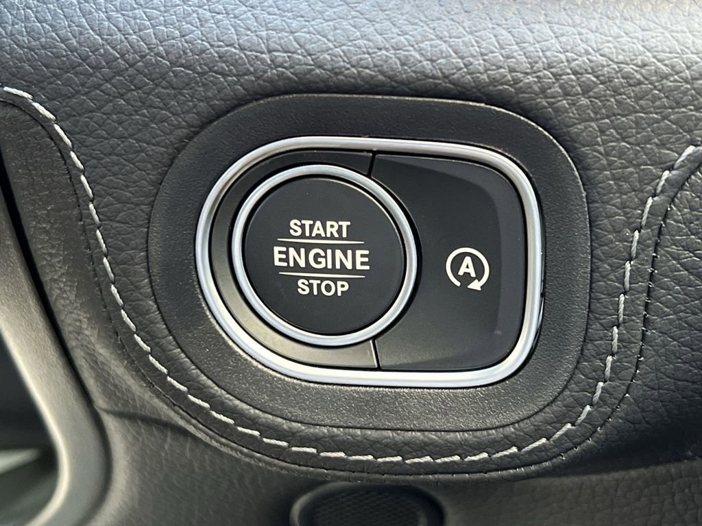 Used 2025 Mercedes-Benz GLE 350 4MATIC image 31