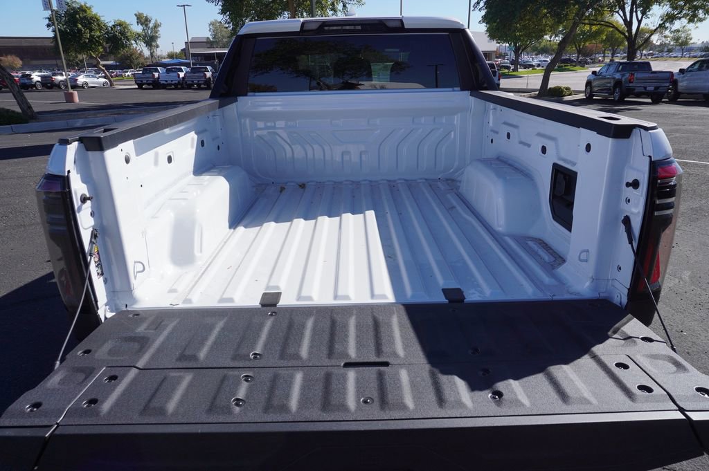 New 2026 GMC Sierra EV Elevation image 8