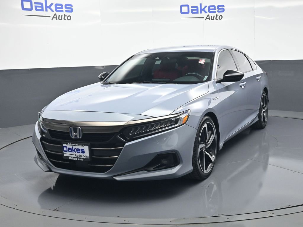 Used 2022 Honda Accord Sport image 4