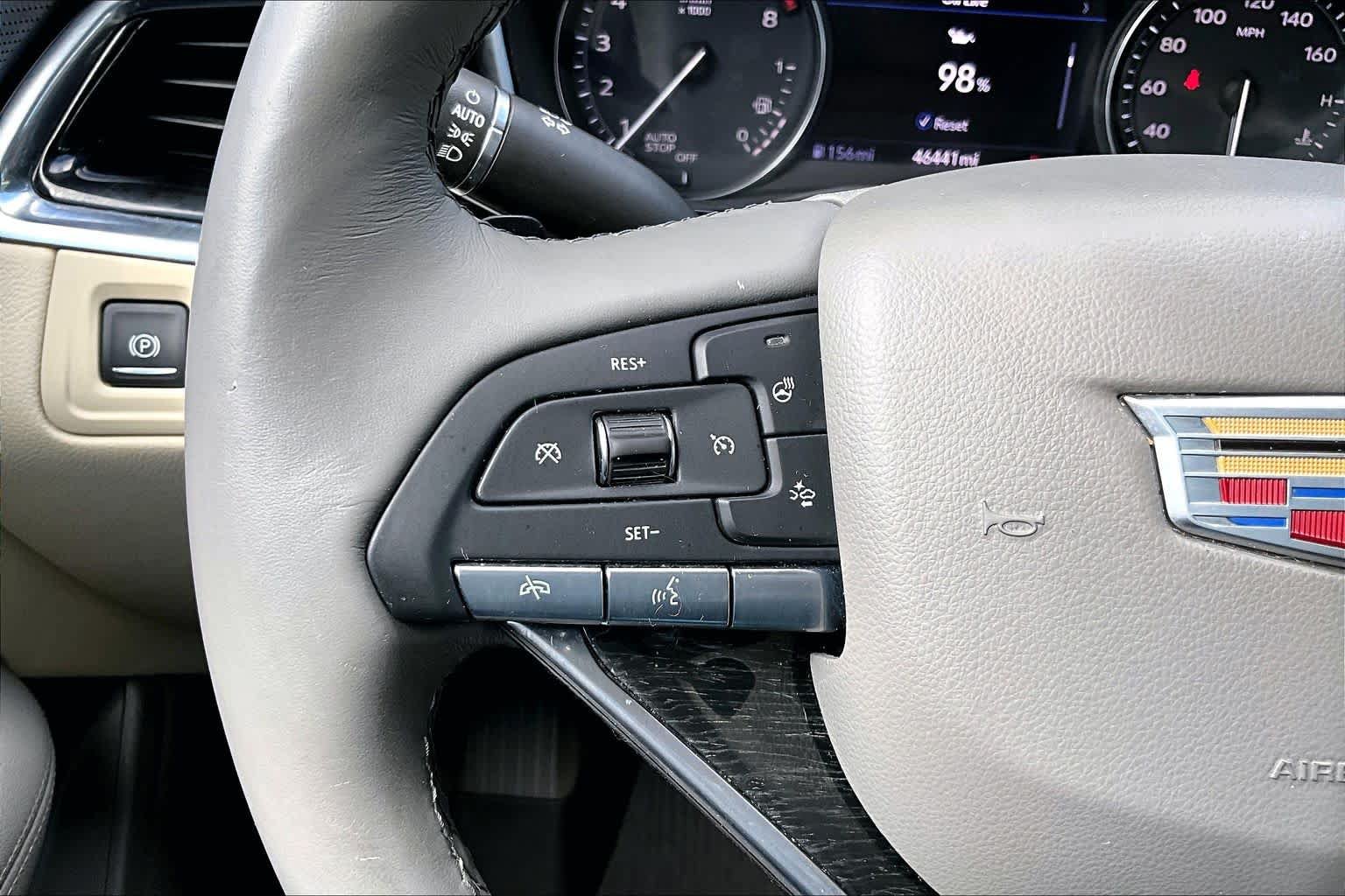 Used 2020 Cadillac XT6 Premium Luxury FWD image 22