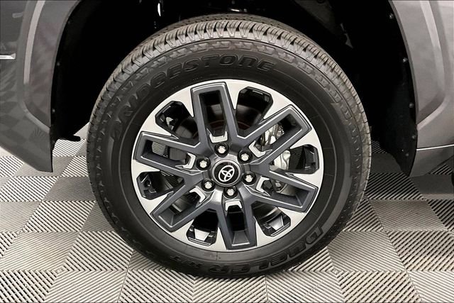 Used 2025 Toyota Tundra Limited image 10