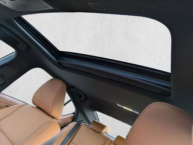 Used 2023 Lexus IS 300 w/ Comfort Package RWD image 12
