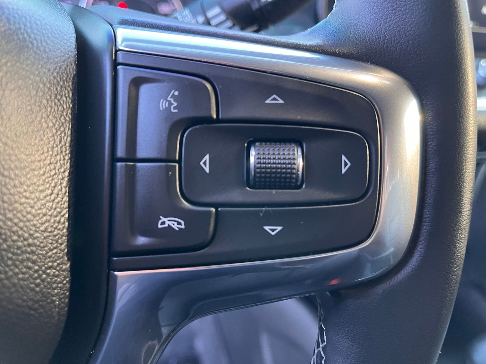 Certified 2024 Chevrolet Blazer LT w/ Midnight/Sport Edition image 31